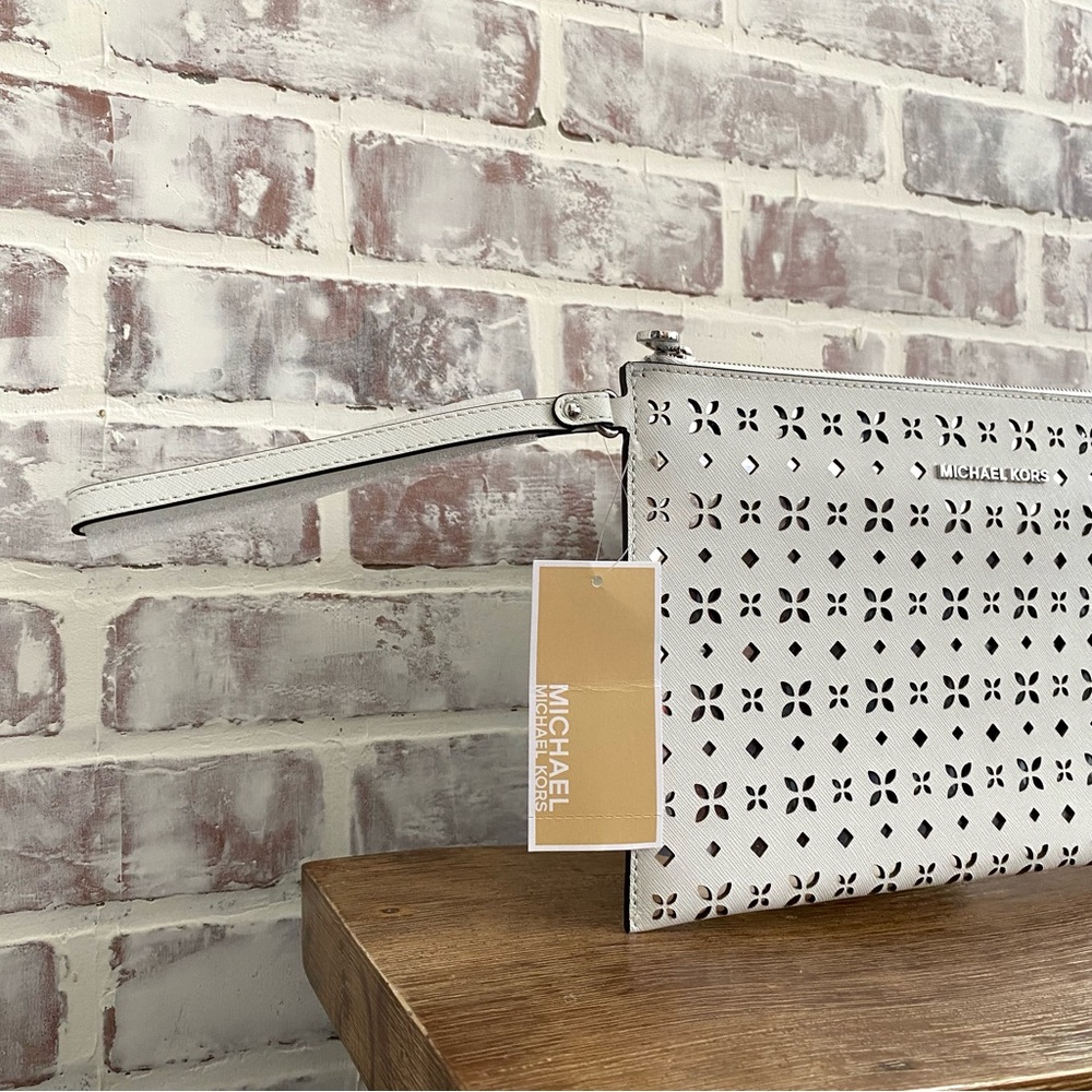 Micheal Kors • XL Laser Cut Leather Clutch • Perforated Floral Geometric Pattern - Picture 8 of 15